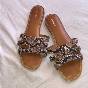 EXPRESS SANDALS